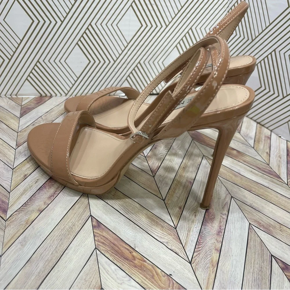 Steve Madden+ WAFER TAN PATENT+👠 Stiletto ‎ Size 8 sb